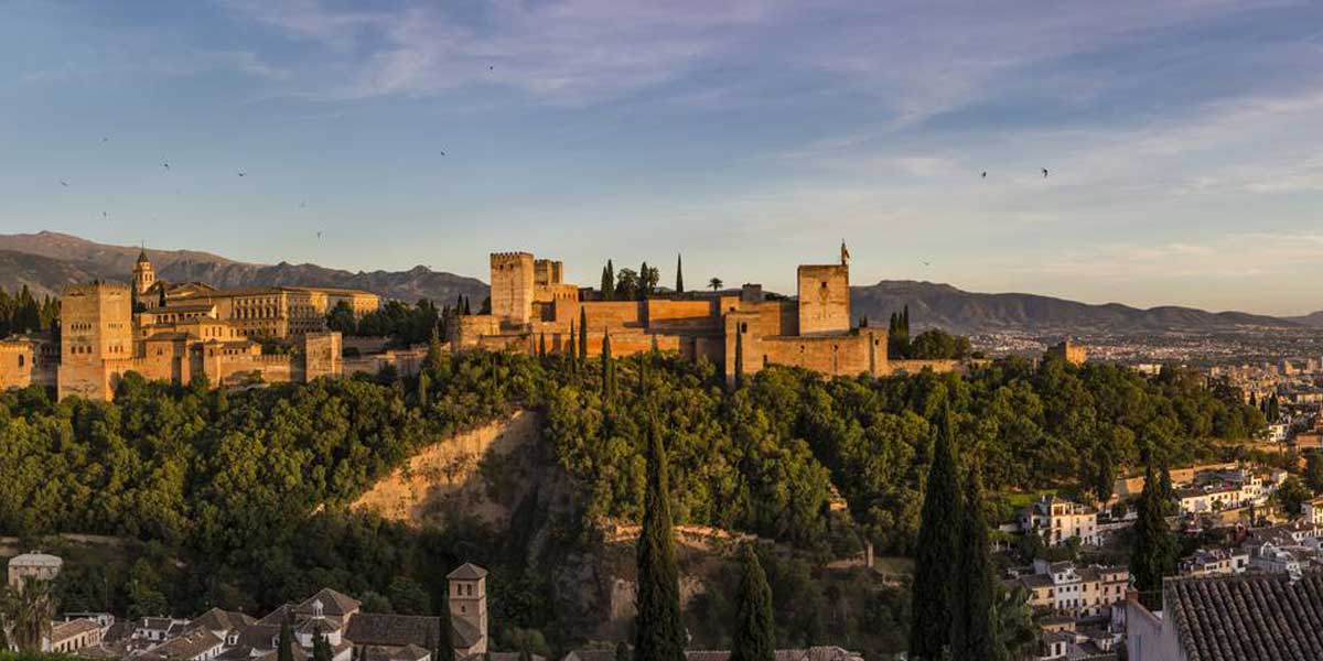 08D7N Best of Southern Spain by G Adventures g adventures best of southern spain
