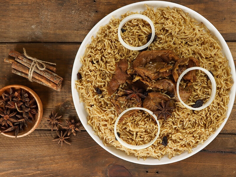 Soak in the Arabia heritage with these traditional dishes! ksa dishes ruz al bukhari