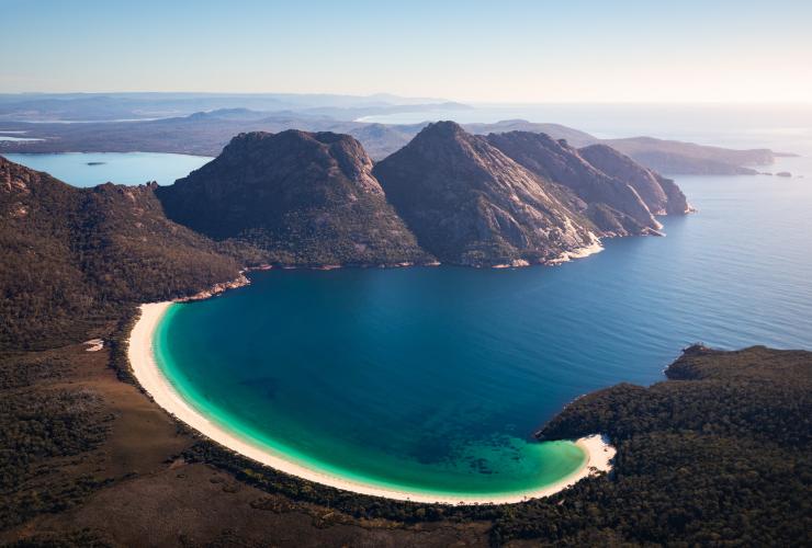Top Beaches in Australia TA Wineglass Bay TAS